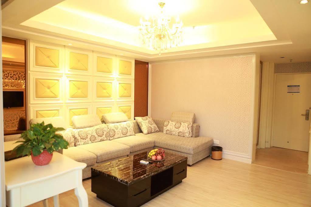 Bluesky Hotel Гуанчжоу Экстерьер фото